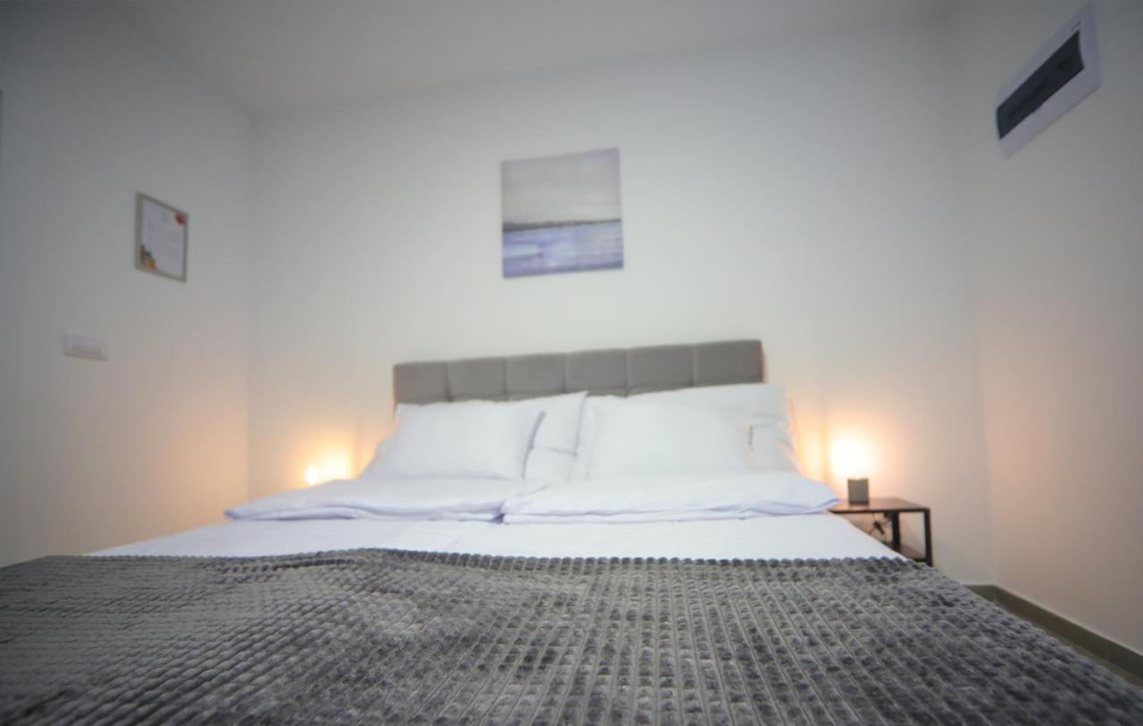 Apartamento Code Srebrno Jezero Veliko Gradište Exterior foto