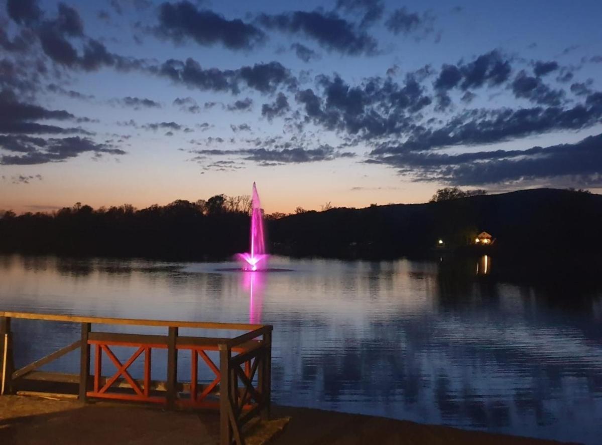 Apartamento Code Srebrno Jezero Veliko Gradište Exterior foto