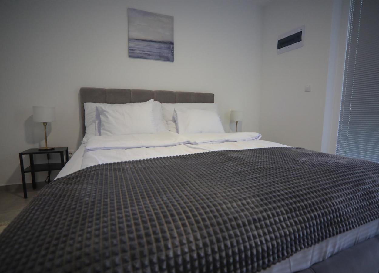Apartamento Code Srebrno Jezero Veliko Gradište Exterior foto