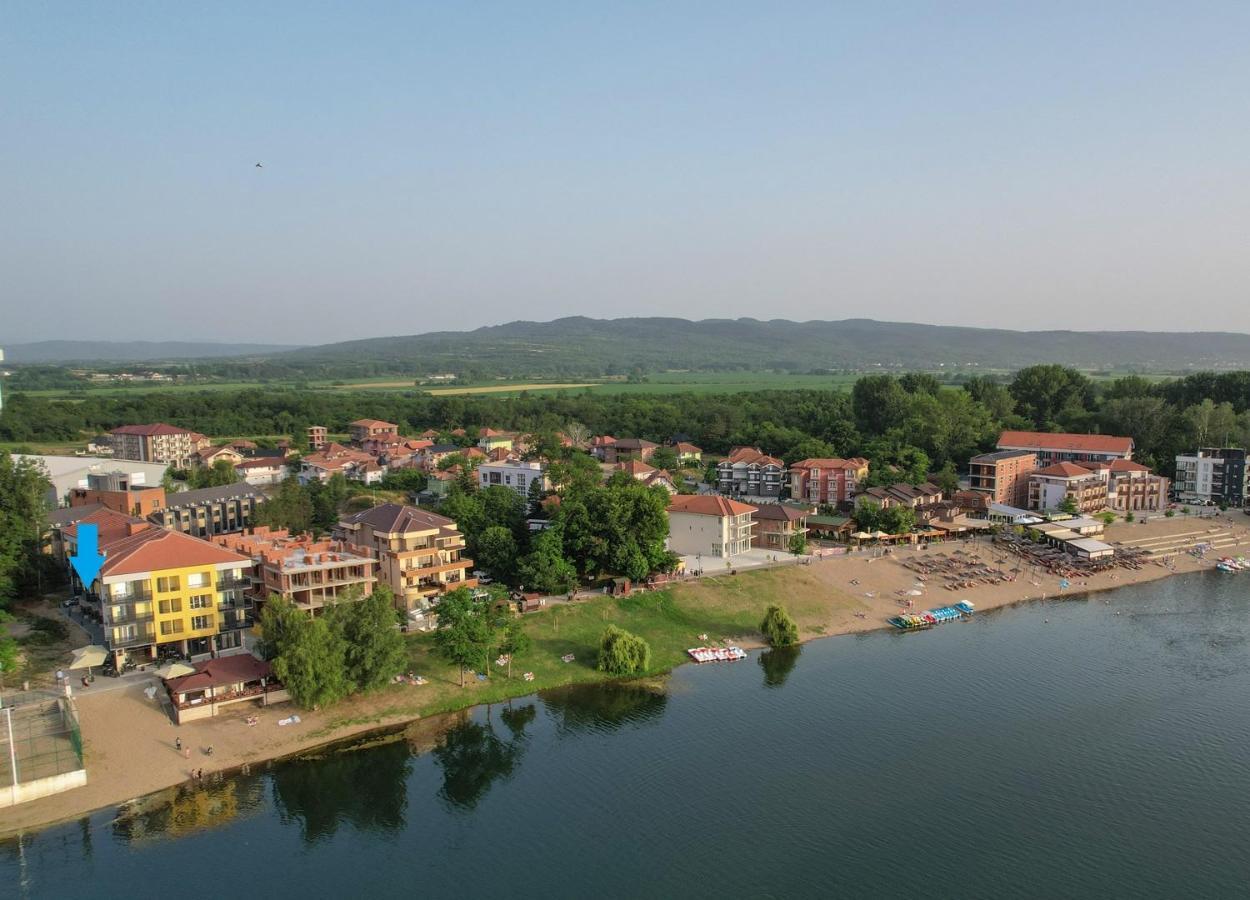 Apartamento Code Srebrno Jezero Veliko Gradište Exterior foto